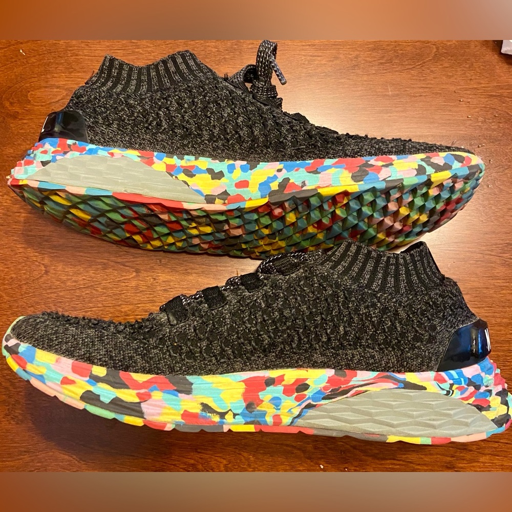 Woman’s Wild Nobull Aspire runners M7.5 W9